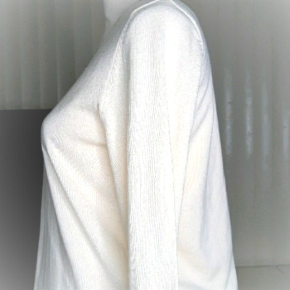 Passport Cream Sweater - Picture 2 of 12